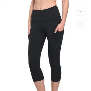 Beleaf cropped black leggings